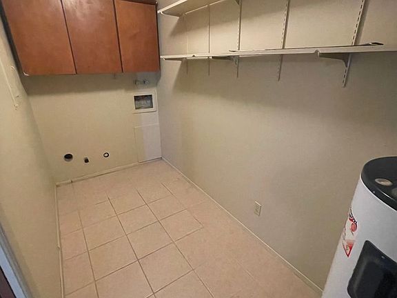 5th image of 1805 Payne St #2