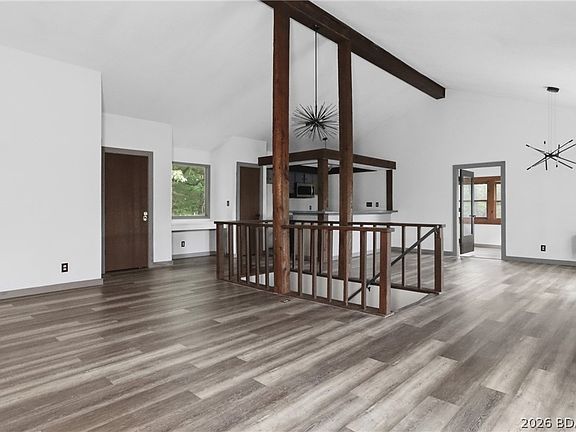 3rd image of 63 Spanish Wells Ct