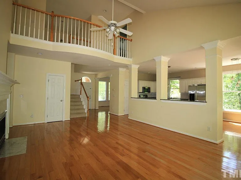 106 Bowers Ln — Photo 4