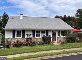 215 Forest Ave, Willow Grove, PA 19090