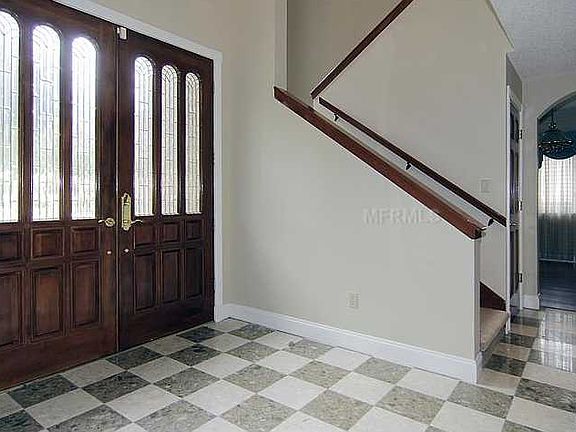 4th image of 337 Oak Estates Dr