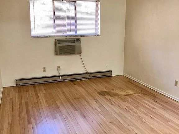 5th image of 5041 S Grand Blvd APT 206