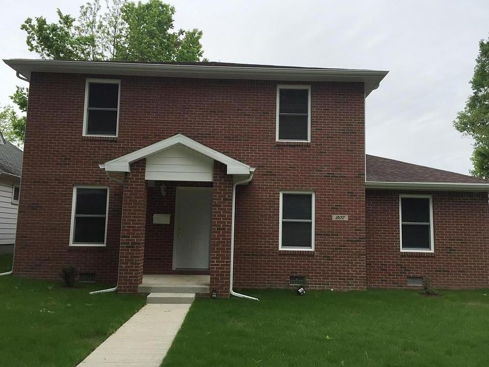207 N Dill Street
