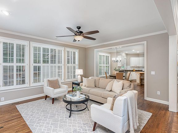 3rd image of 107 Woodmark Ct