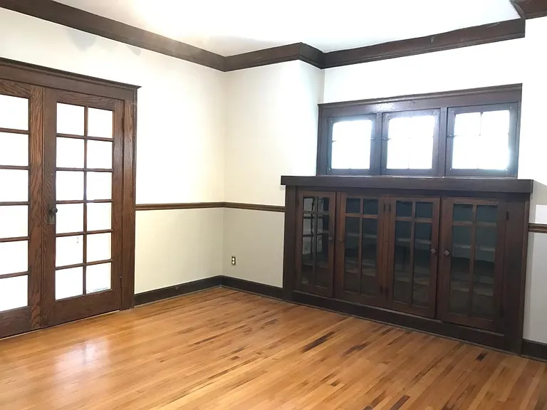 6140 N College Ave — Photo 9