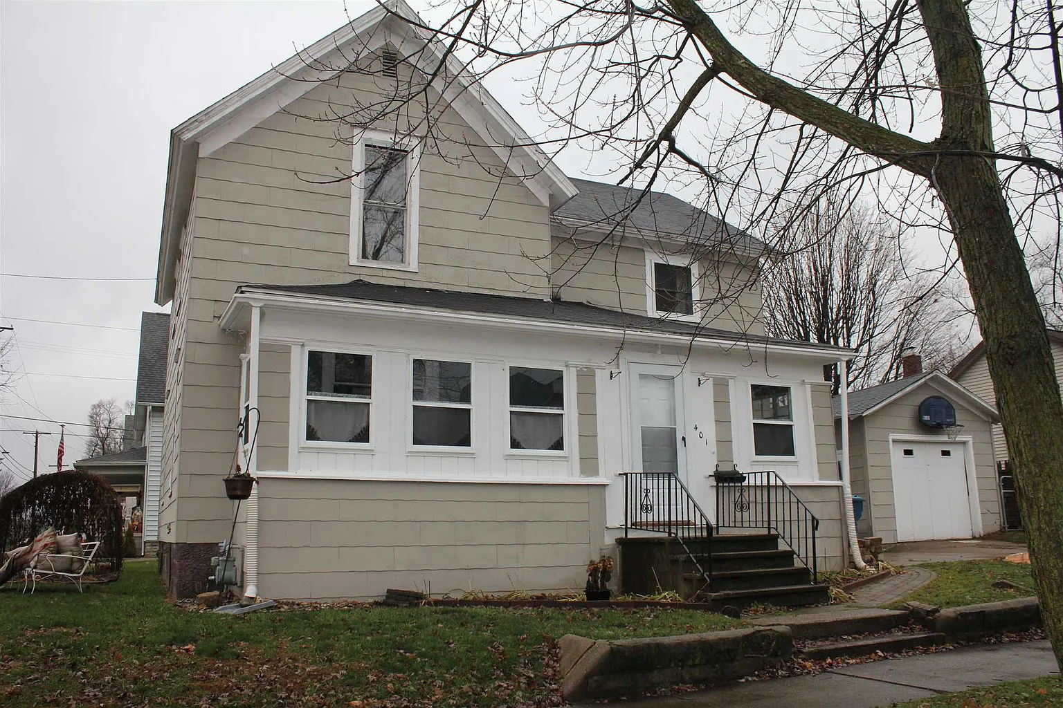 401 N State St photo 1