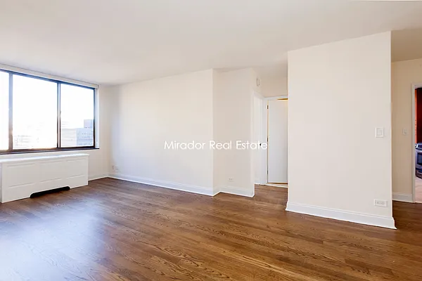 Rented by Mirador Real Estate | media 39
