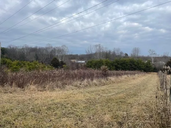 9963 State Route 160, Vinton, OH 45686