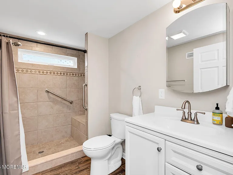 116 Cornell Ave — Photo 20