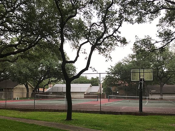 Tennis Courts