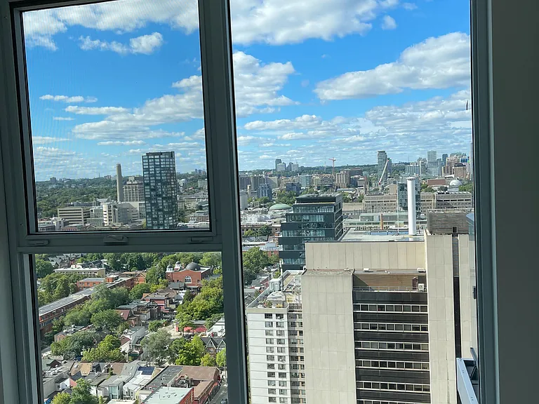 280 Dundas St W #2713 — Photo 13
