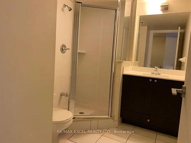 151 Village Green Sq #1806 — Photo 12