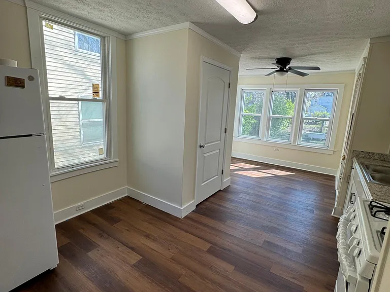 2706 Hale Ave — Photo 19