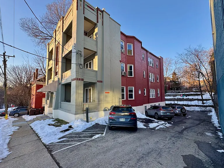 Nixon St. Apartments — Photo 32