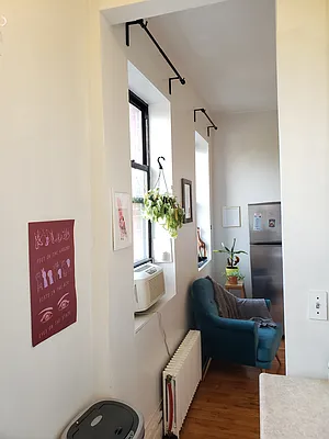 Rented by Signature Property Realty | media 36