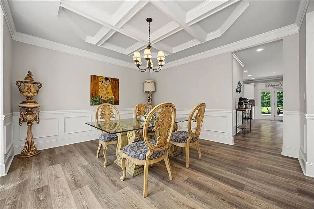5 bed, 3.0 bath, 2968 sqft, $2,850 — Photo 4