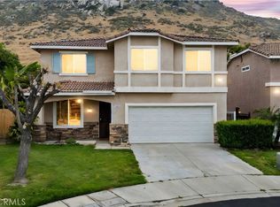 15863 Falcon Ct, Fontana, CA 92337