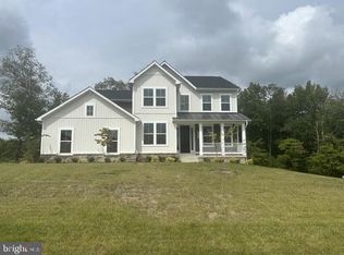 2000 Aram Dr, Accokeek, MD 20607