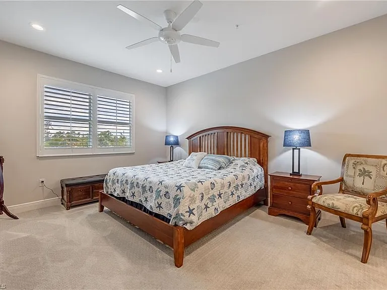 2555 Seychelles Dr #406 — Photo 26