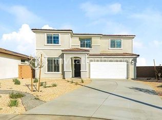 27090 Basalt Dr, Sun City, CA 92585