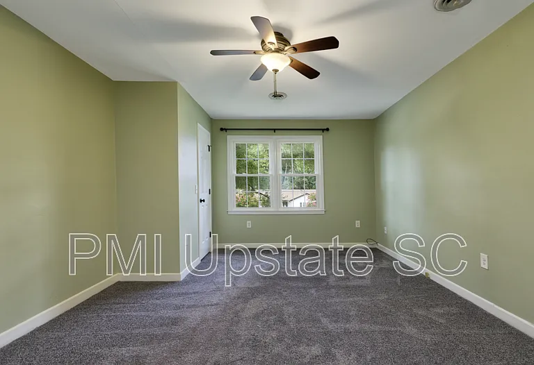 206 Manassas Dr — Photo 19