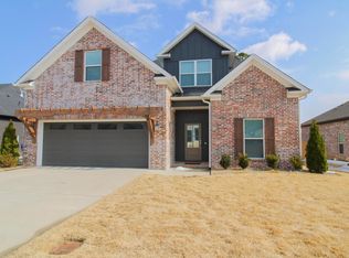 1450 Ronnie Weaver Dr, Conway, AR 72034