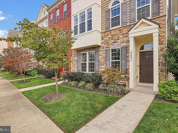 2nd image of 9651 Bothwell Ln