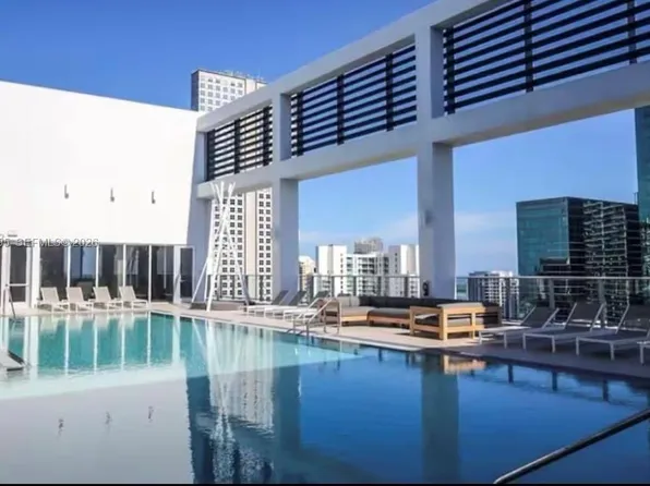 151 SE 1st St APT 2411, Miami, FL 33131