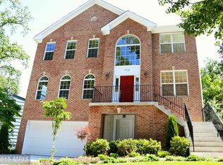 712 Roxboro Rd, Rockville, MD 20850