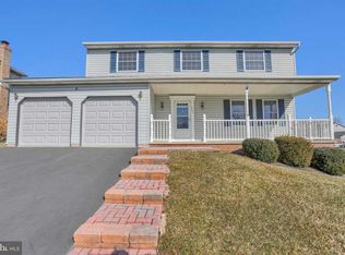 395 Timber Ln, Harrisburg, PA 17112