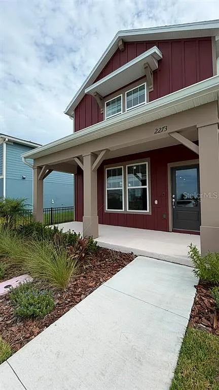 4 bed, 2.5 bath, 3041 sqft, $2,600 — Photo 1