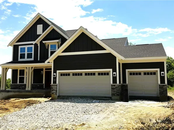 181 Farmstead Blvd, Springboro, OH 45066