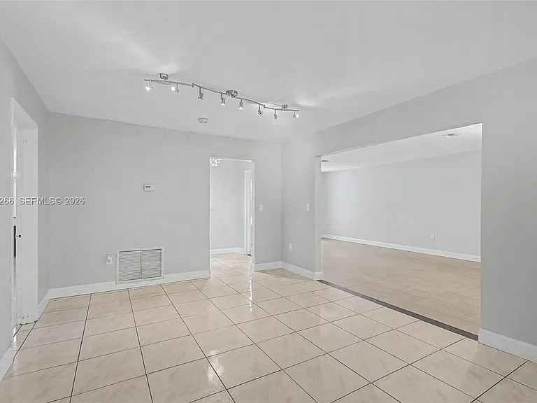 11860 SW 81st Rd — Photo 7