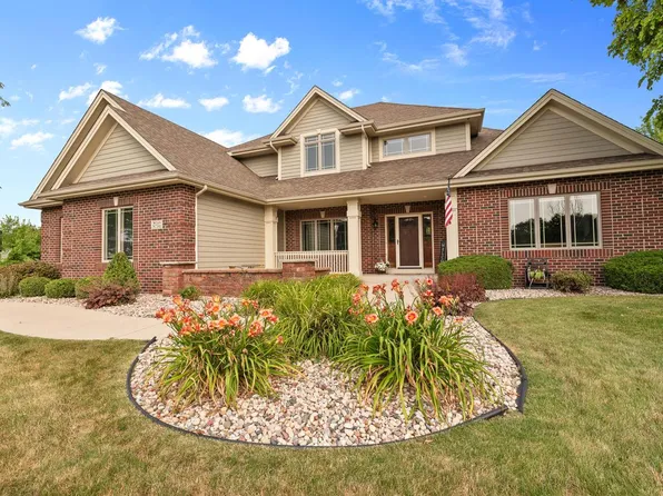 W149N7311 Hidden Meadow DRIVE, Menomonee Falls, WI 53051