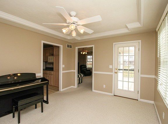 4th image of 706 Havens Dr