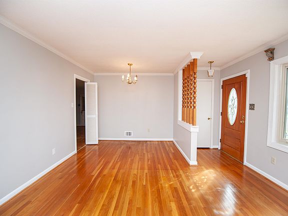 5th image of 109 Gentry Rd