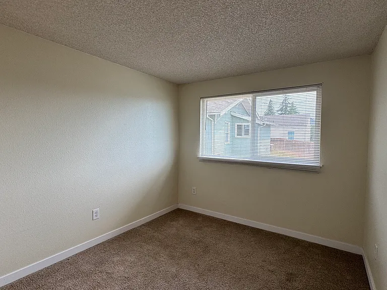 8212 S Bell St #B — Photo 8