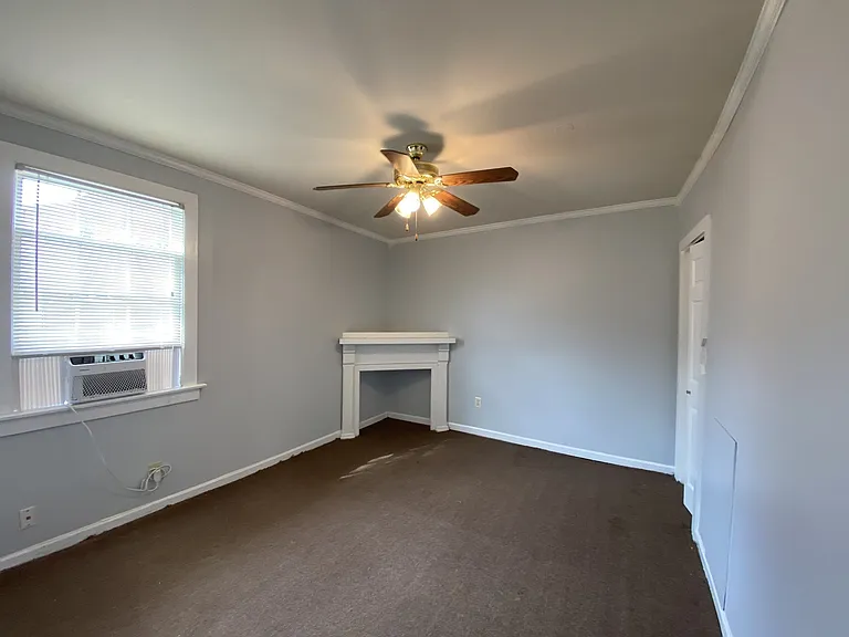 604 N Maple St #2 — Photo 3