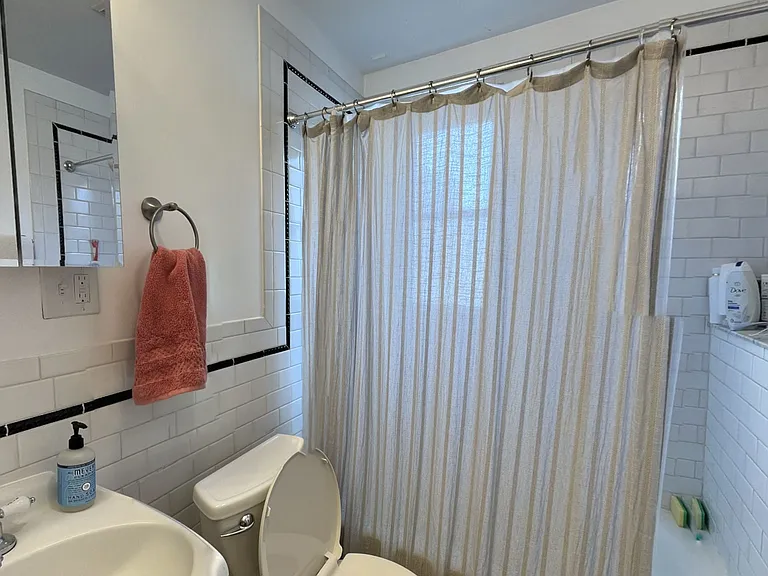 166 Elm St #2 — Photo 12