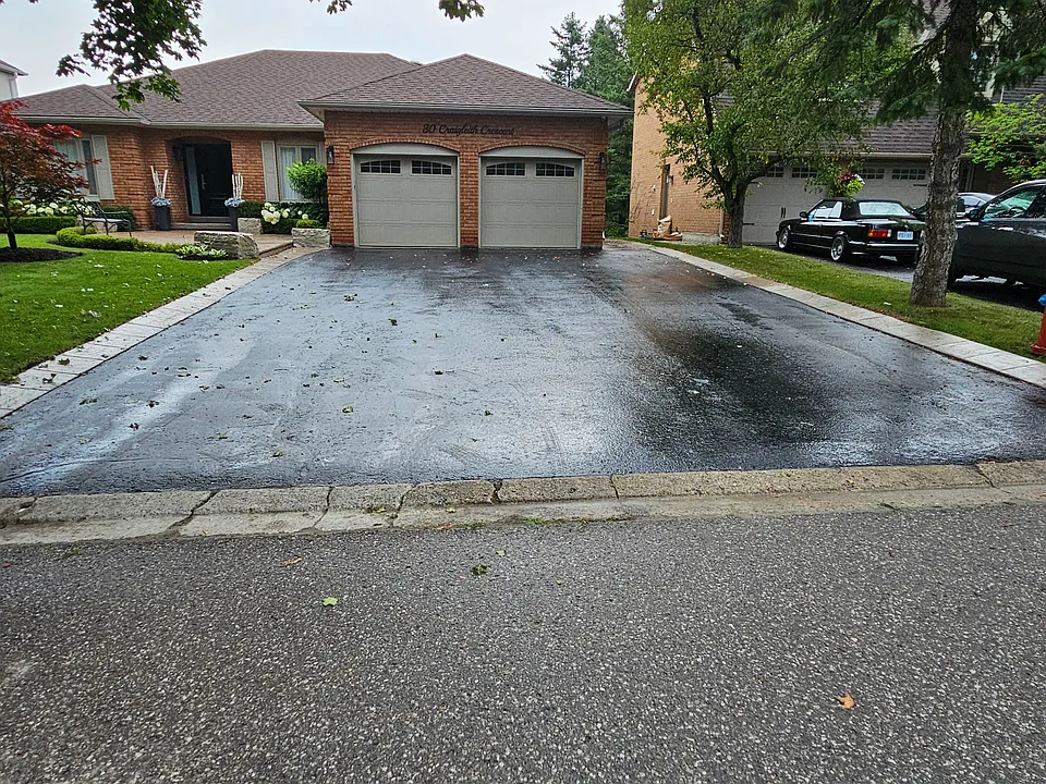 30 Craigleith Cres #LOWER