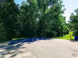 10527 Acorn Dr #X, Hillsboro, MO