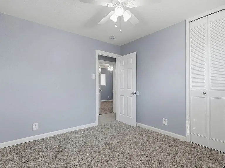 5122 Binz Engleman Rd — Photo 12