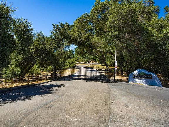 2nd image of 16398 Shady Oaks Ln