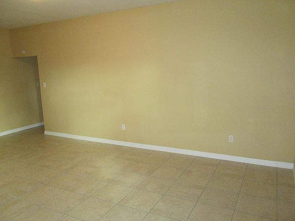 5th image of 5212 S Macdill Ave APT A