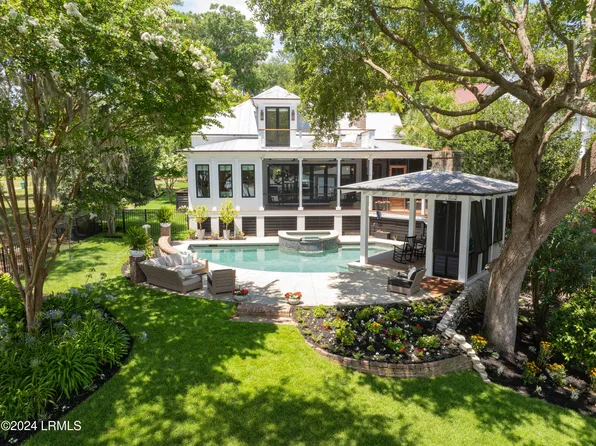 14 Wrights Point Circle, Beaufort, SC 29902