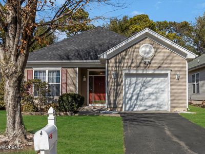 6 Autumn Rise Lane, Lakewood, NJ, 08701