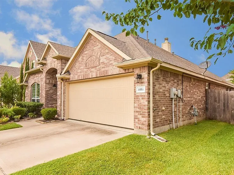 3551 Heartland Key Ln — Photo 1