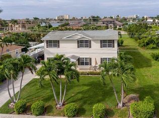 520 Peacock Ter, Marco Island, FL 34145