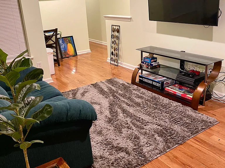 2352 N Park Ave — Photo 5
