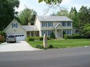 113 Baltimore Dr, Oak Ridge, TN 37830